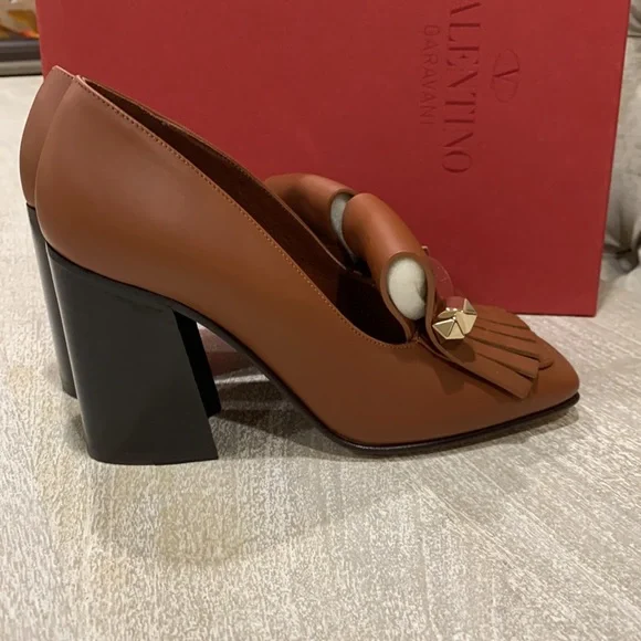 Valentino Garavani Heels - Picture 7 of 11